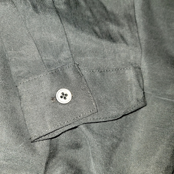 NWT Women's T-Shirt Black various sizes shirt dress long sleeves buttons-up pock - Picture 5 of 11